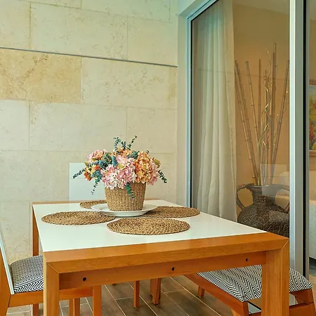 Nuevo Con Vista A Lagoon Apartment *