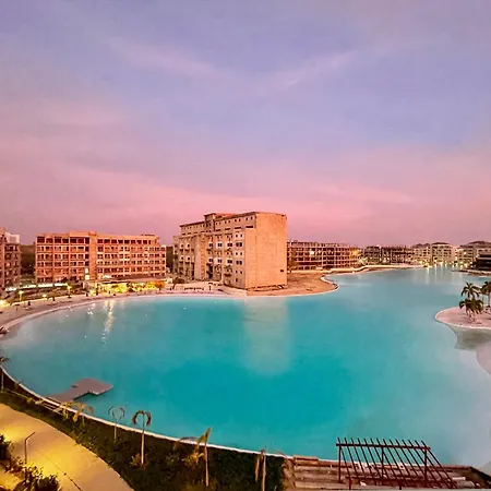 Nuevo Con Vista A Lagoon