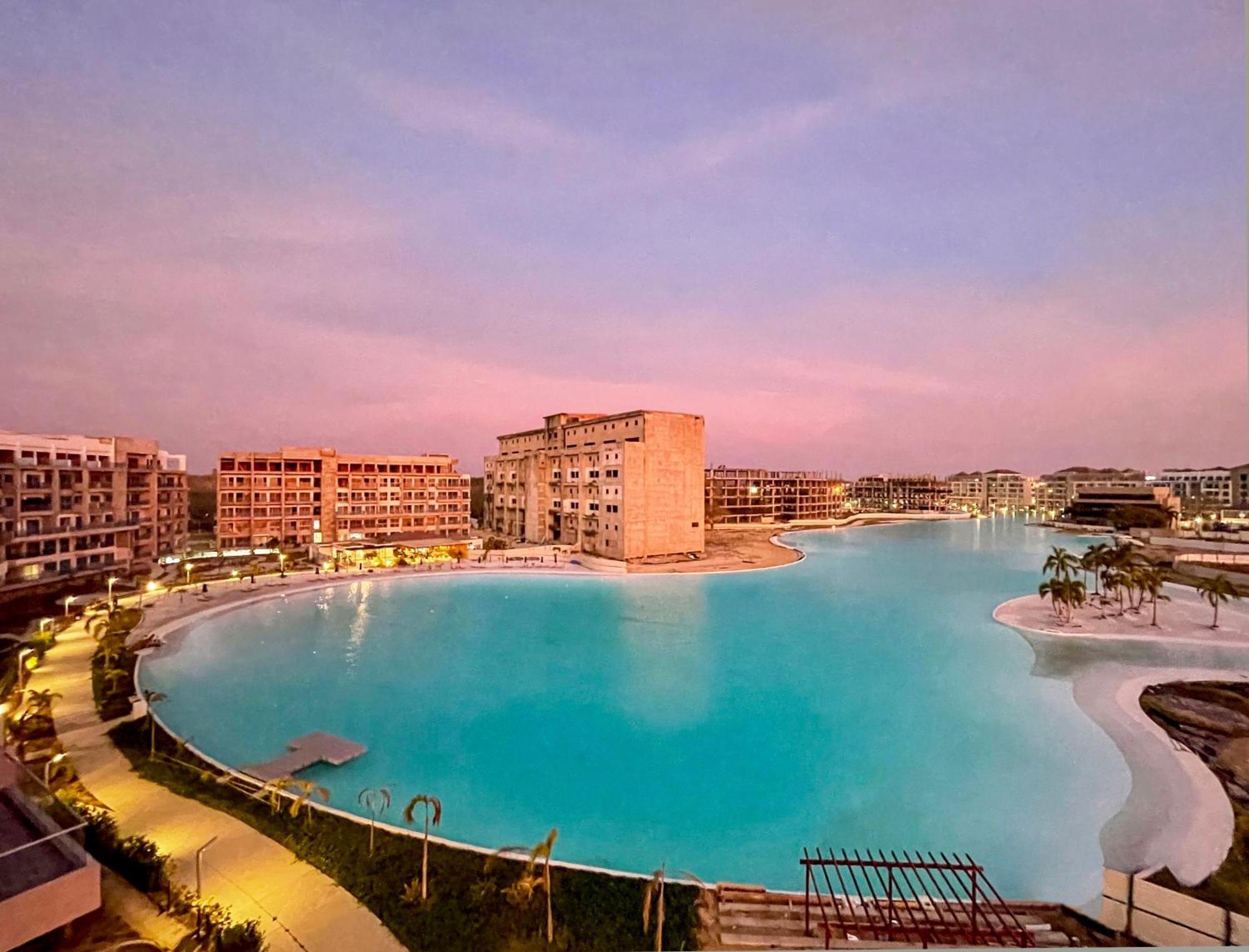 Nuevo Con Vista A Lagoon